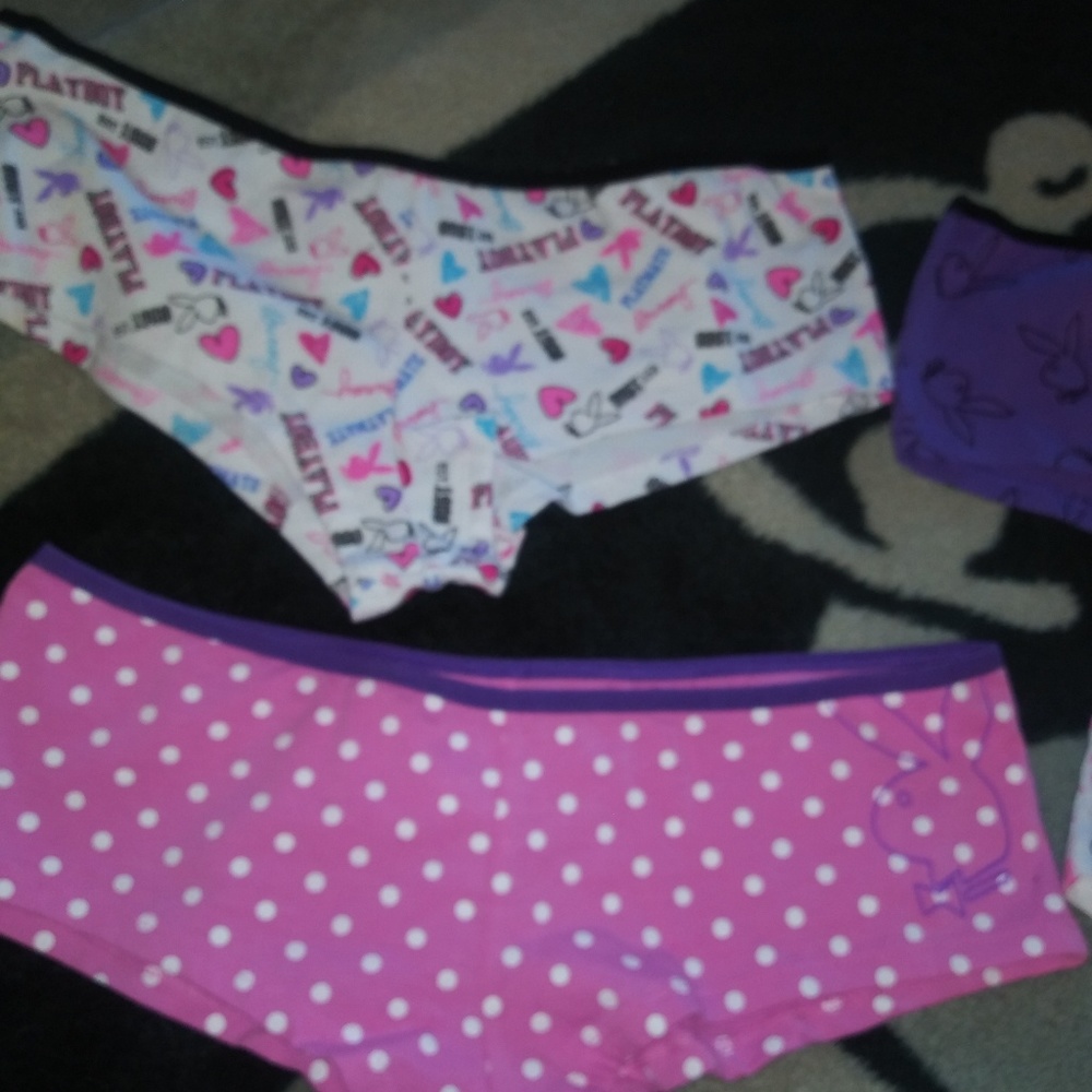 Lingerie - Picture 3 of 8